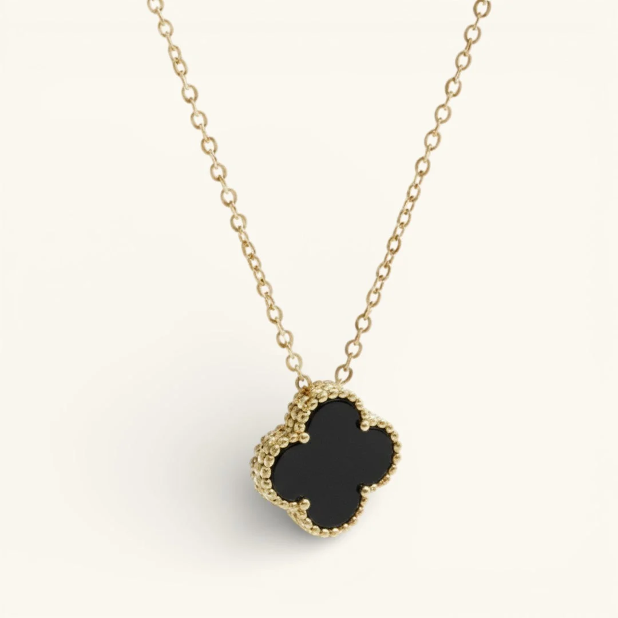 Clover Necklace Black