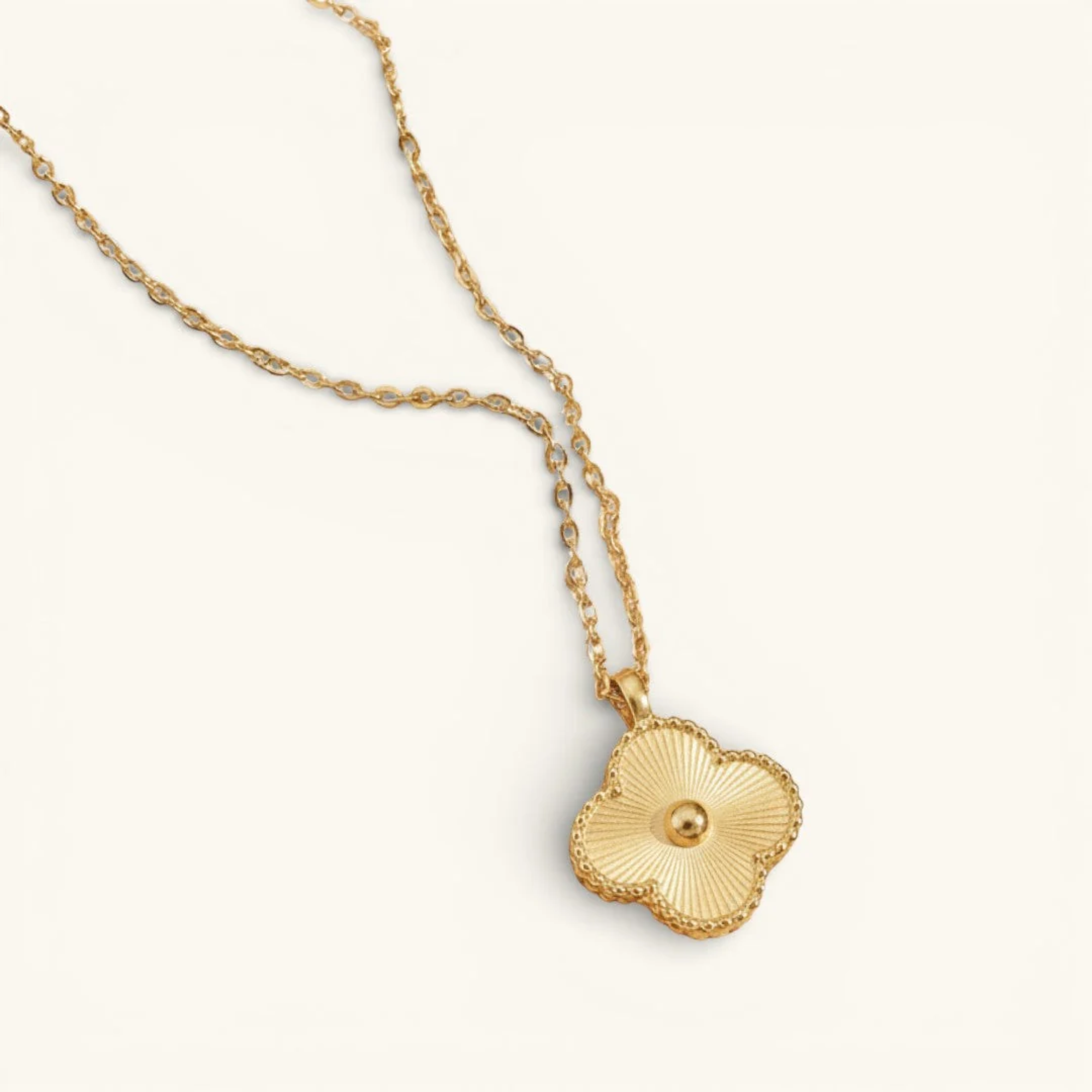 Clover Necklace Gold