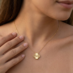 Clover Necklace Gold